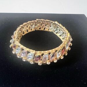 Elegant Gold tone and stone stretch Bracelet